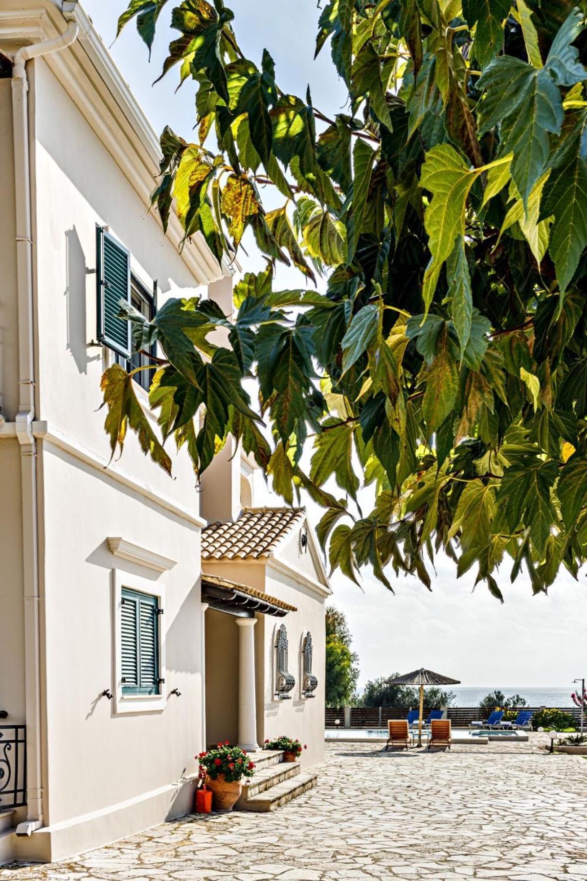 Skidi Beach House Agios Matthaios  Экстерьер фото
